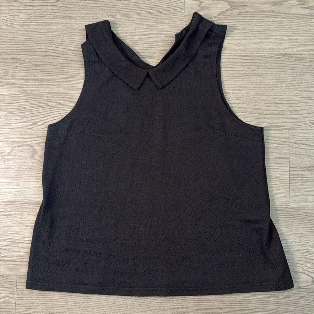 Black, Forever 21, US Small, collared top. Cotton.